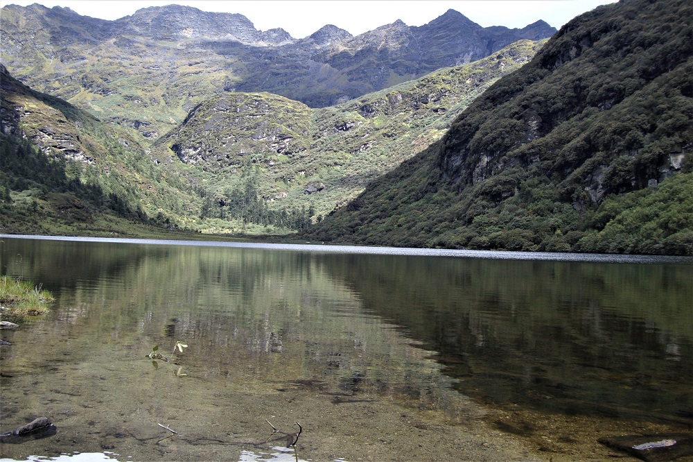 Druk Path Trek -  Jigmelangtsho lake